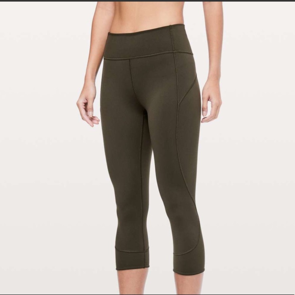 Lululemon in movement crop 19” Olive green size 6